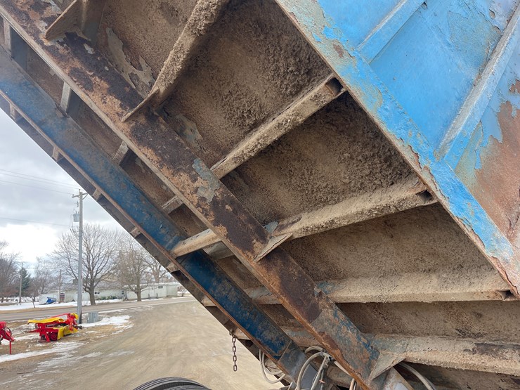 1995-international-5000-image-17