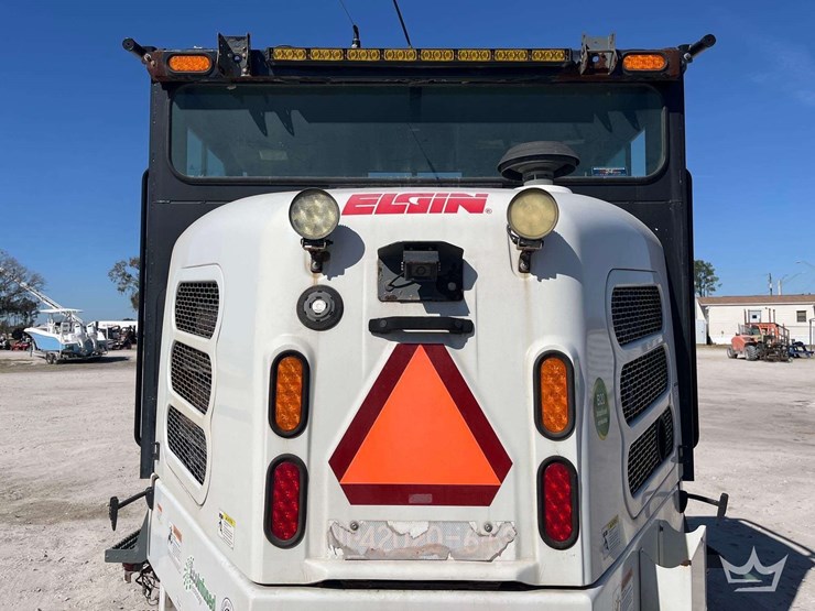 elgin-pelican-image-35