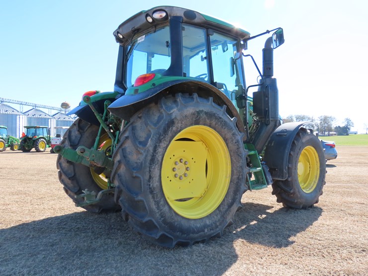 2020-john-deere-6120m-image-6