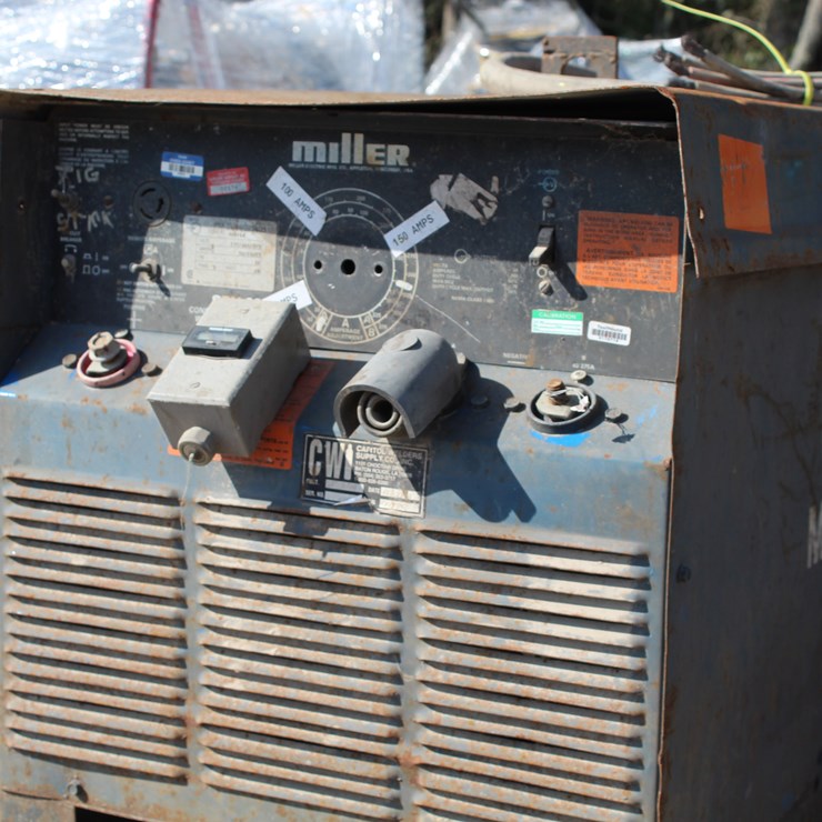 #5173 • MILLER SRM333 WELDER