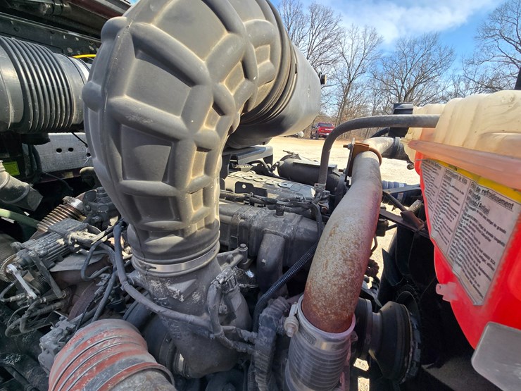 2015-kenworth-t800-image-53