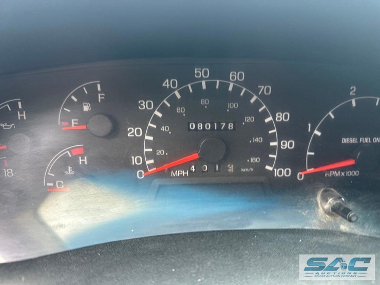 2000-ford-f750-image-18