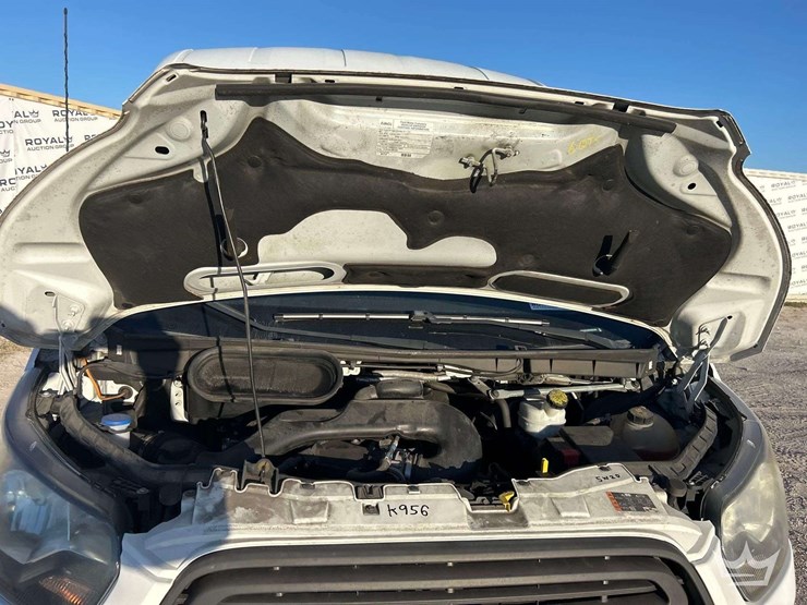 2017-ford-transit-image-7