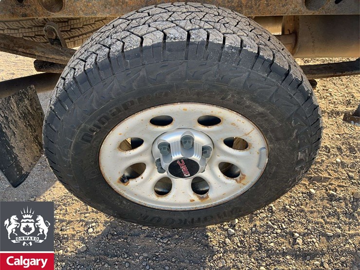 2010-gmc-sierra-1500-image-13