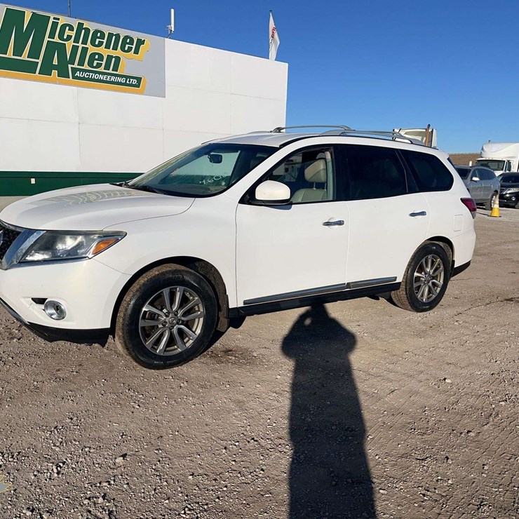 2014 NISSAN PATHFINDER