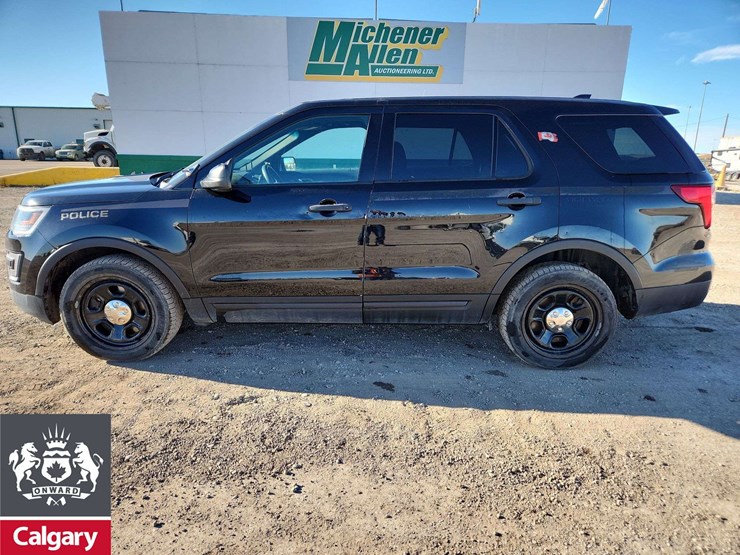 2017-ford-explorer-image-6