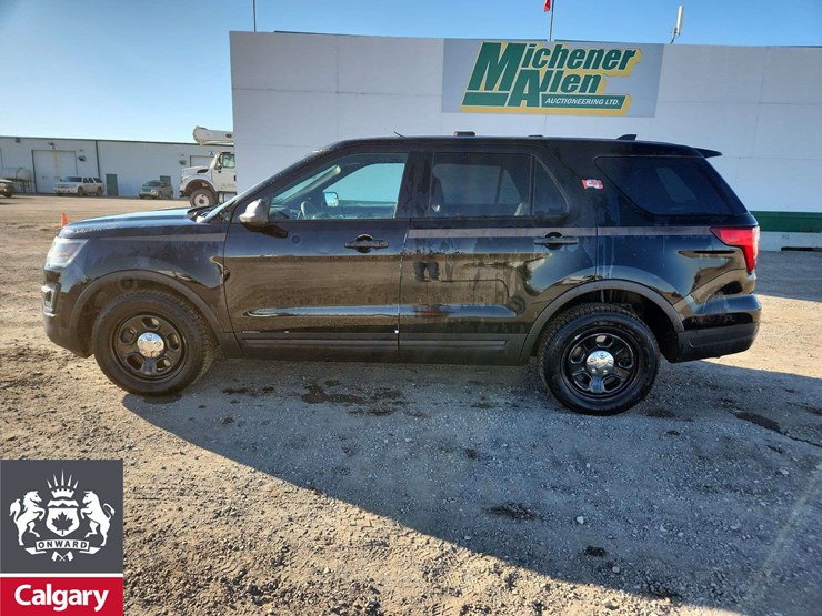 2018-ford-explorer-image-6