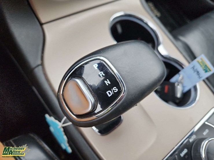 2014-jeep-grand-cherokee-image-16