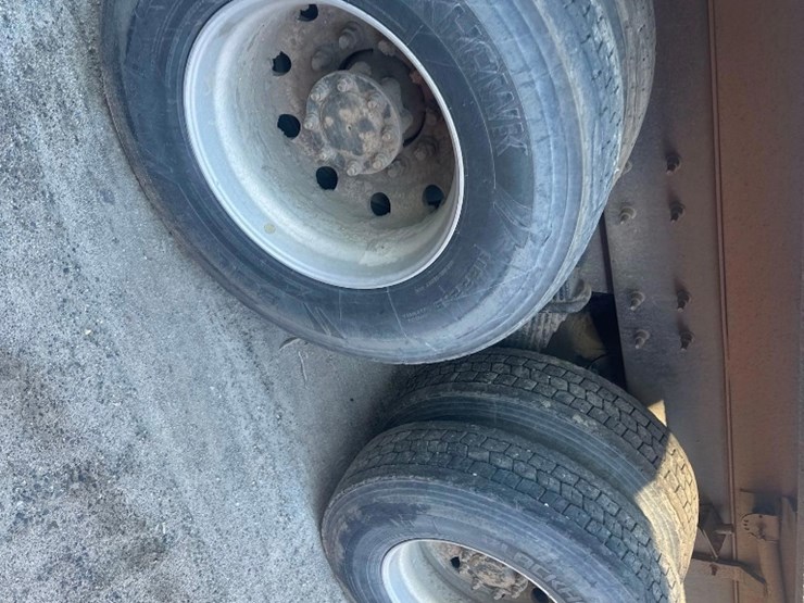 2019-mack-gr64f9-quad/a-dump-truck-image-8