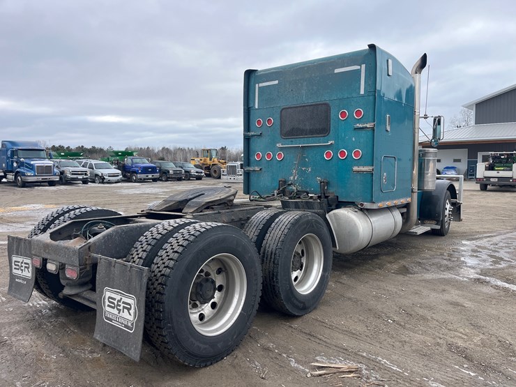 1998-peterbilt-379-image-5