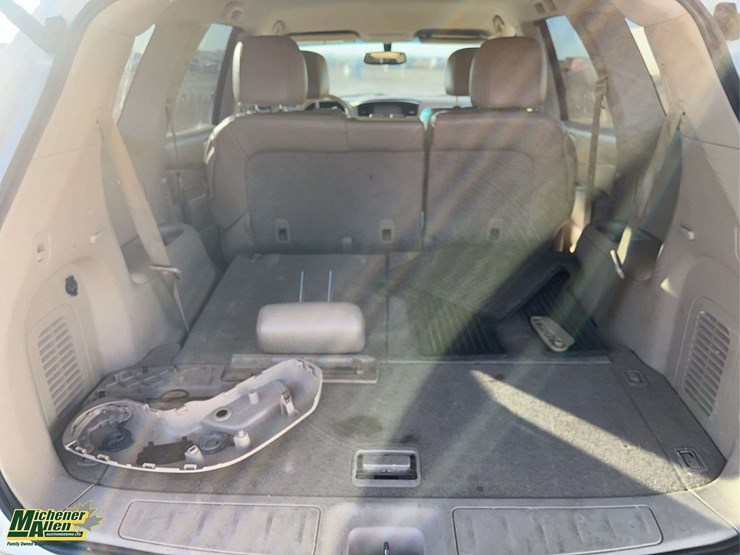 2014-nissan-pathfinder-image-16