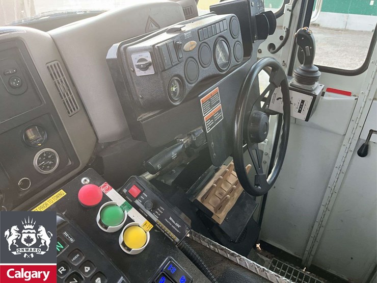 2017-international-workstar-7400-image-20