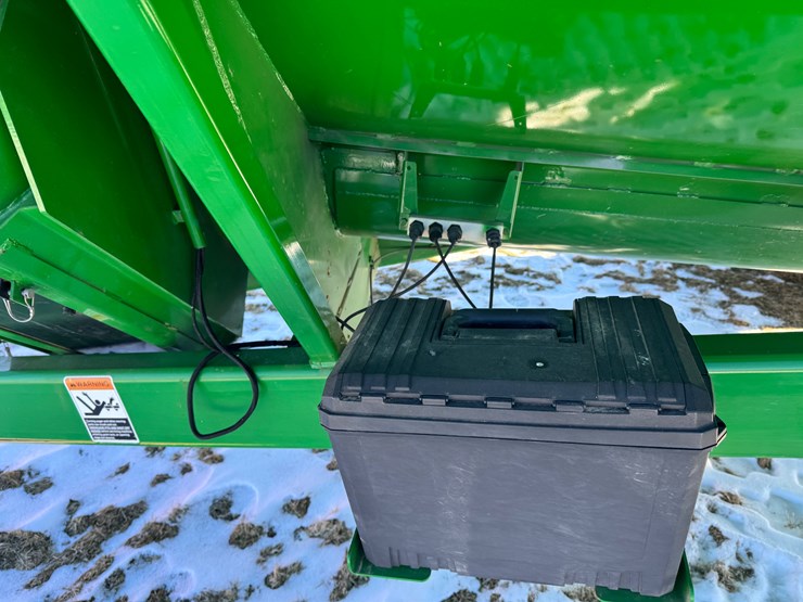 parker-1048-image-18