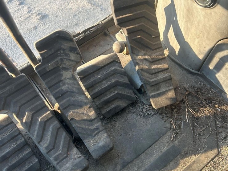 2016-volvo-ecr235el-image-34