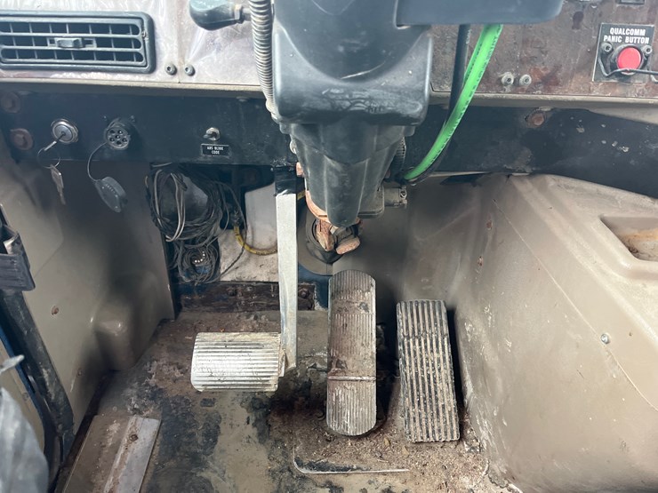 2006-international-9200-image-40