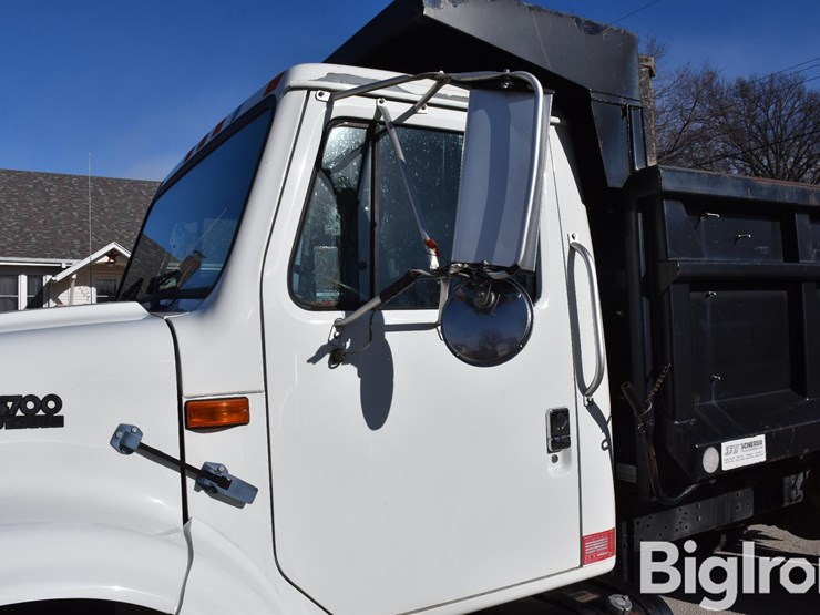 1999-international-4700-image-9