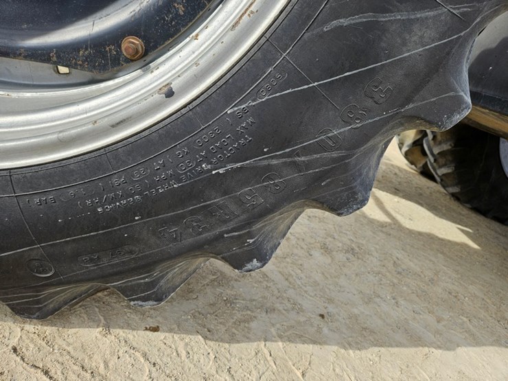 case-ih-mx180-image-47