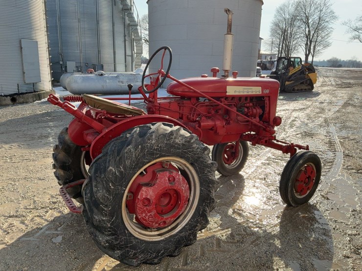 1957-mccormick-farmall-130-image-5