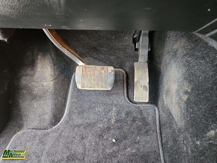 2014-jeep-grand-cherokee-image-21