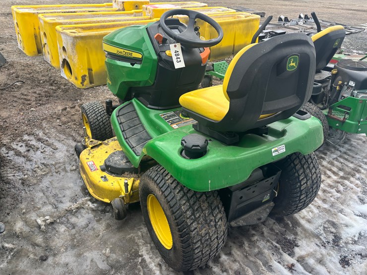 john-deere-x390-image-2