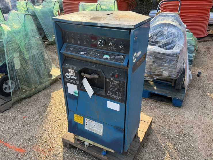 #5154-•-miller-syncrowave-351-welder-image-1