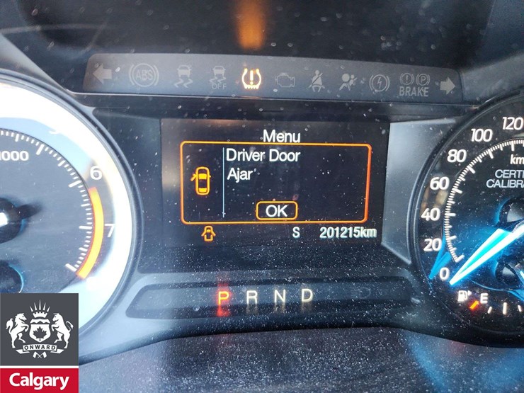 2018-ford-explorer-image-23