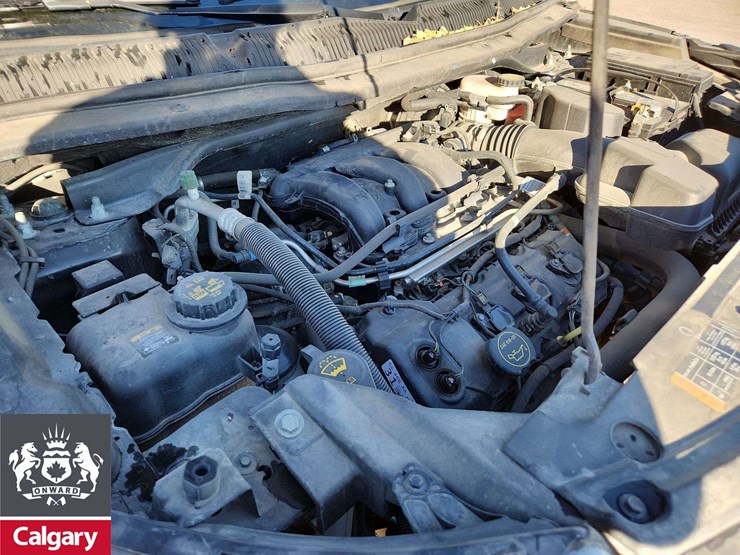 2018-ford-explorer-image-25