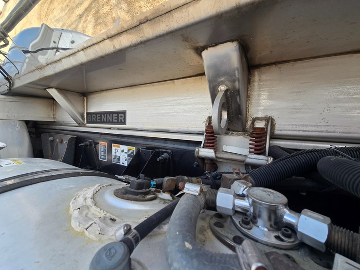 2015-kenworth-t800-image-117