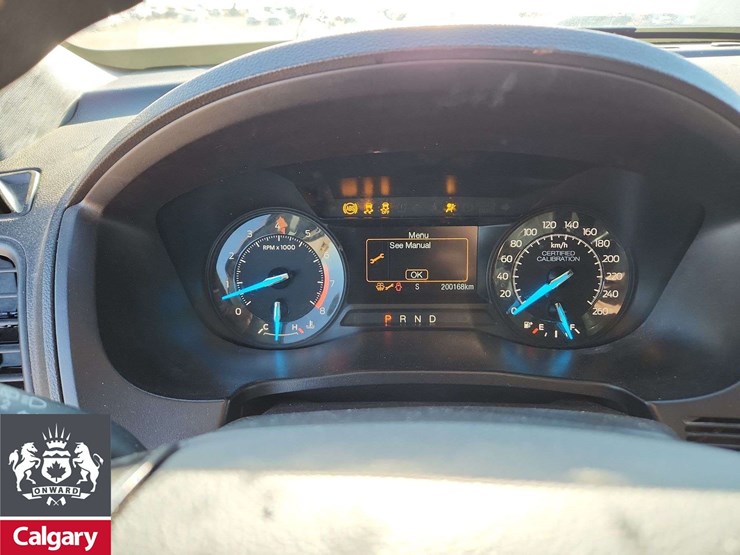 2017-ford-explorer-image-19