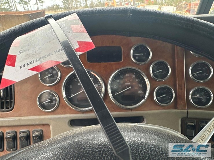 2007-peterbilt-357-image-31