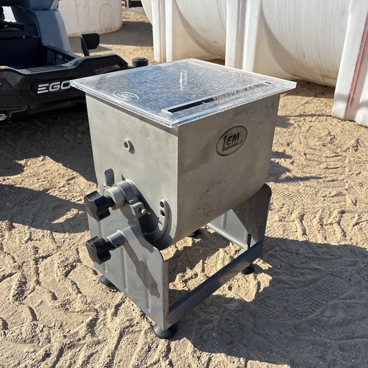 #5118 • STAINLESS STEEL MEAT MIXER