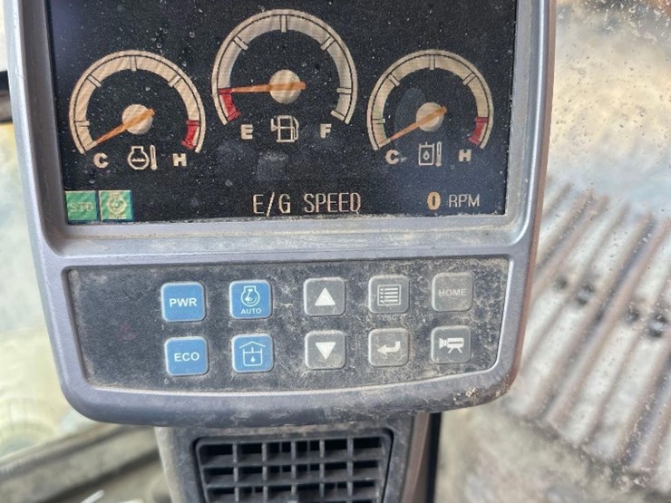 2013-doosan-dx225-lc-image-16