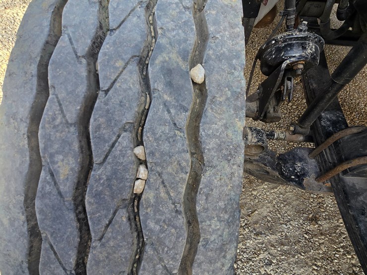 2015-kenworth-t800-image-56