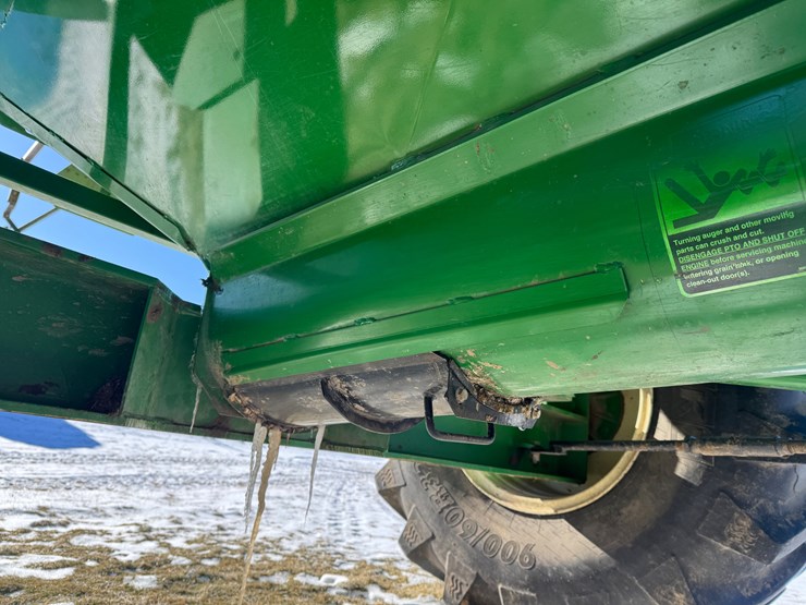 parker-1048-image-27