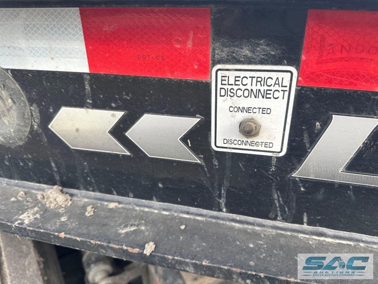 2023-landoll-455b-image-21