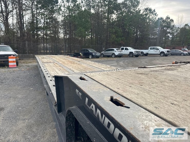 2023-landoll-455b-image-9