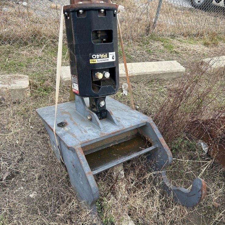 JOHN DEERE PA40 PLANETARY AUGER EXCAVATOR ATTACHMENT