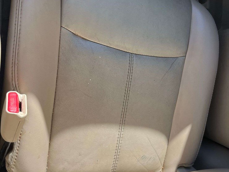 2014-nissan-pathfinder-image-11