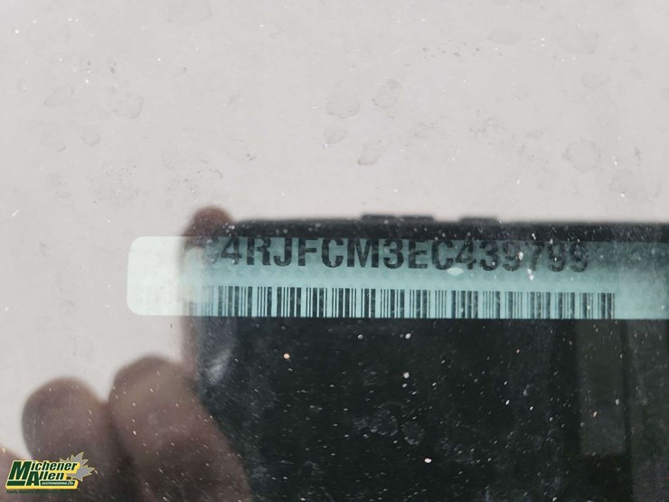 2014-jeep-grand-cherokee-image-35