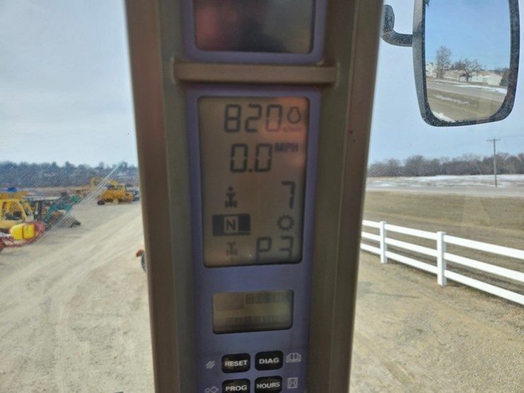 case-ih-mx180-image-31