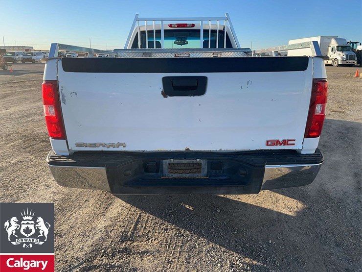 2012-chevrolet-silverado-1500-image-5