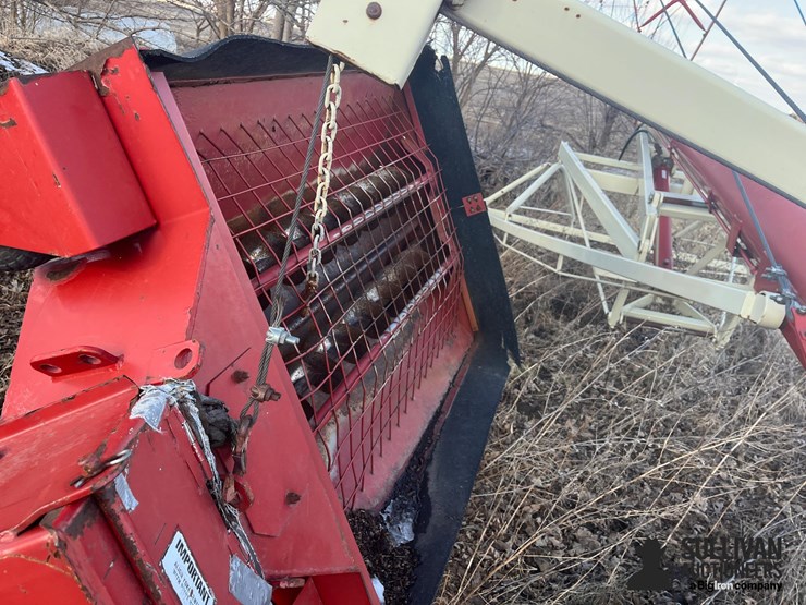 buhler-farm-king-swing-away-auger-image-15