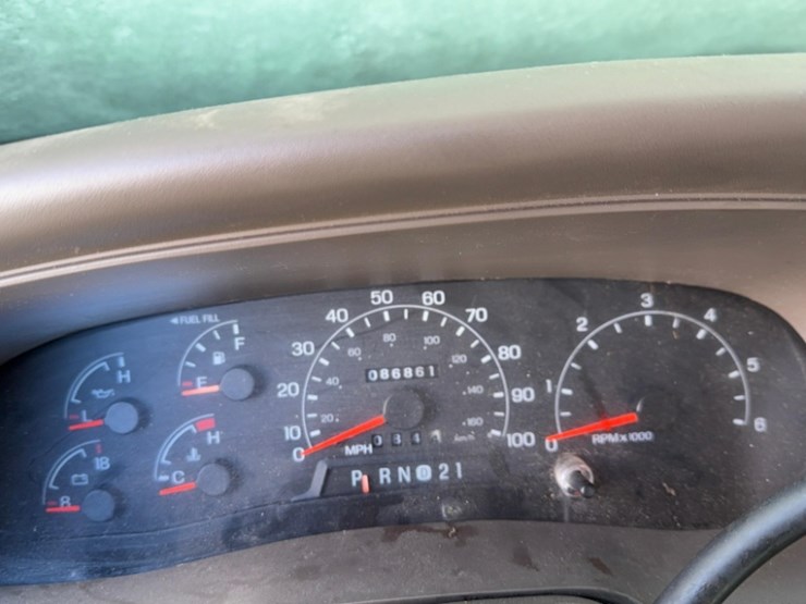 2001-ford-excursion-image-15