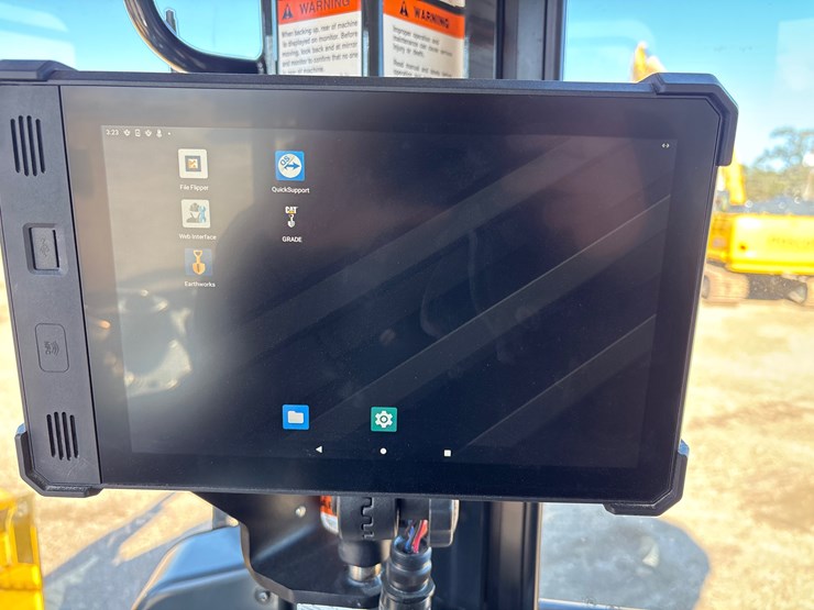 2024-komatsu-d39px-24-image-25