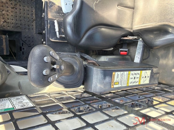 2019-bobcat-t770-image-19