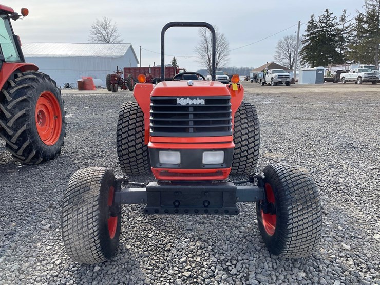 kubota-m5400-image-15