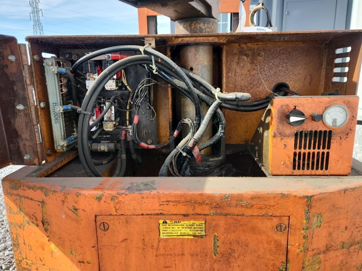 big-joe,-sn#rbc45462-walk-behind-battery-powered-forklift-44"-forks-image-3