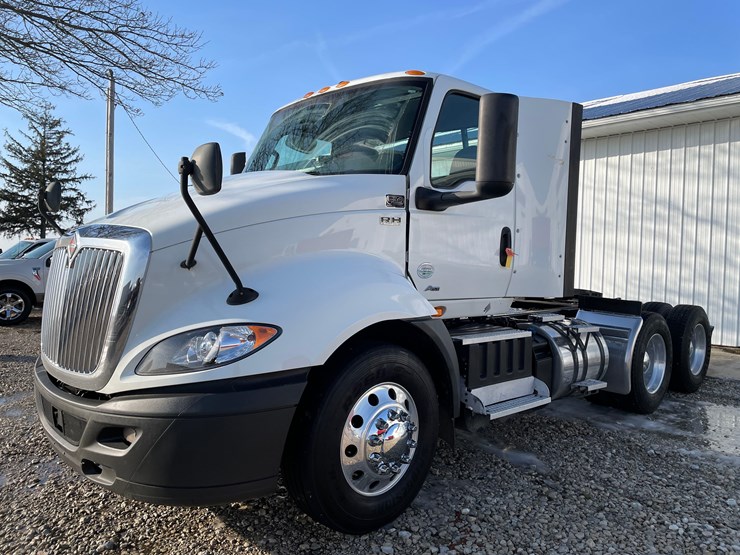 2020-case-ih-2020-image-1