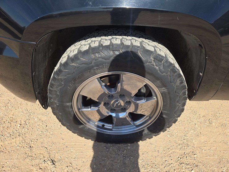 2011-gmc-yukon-xl-image-6