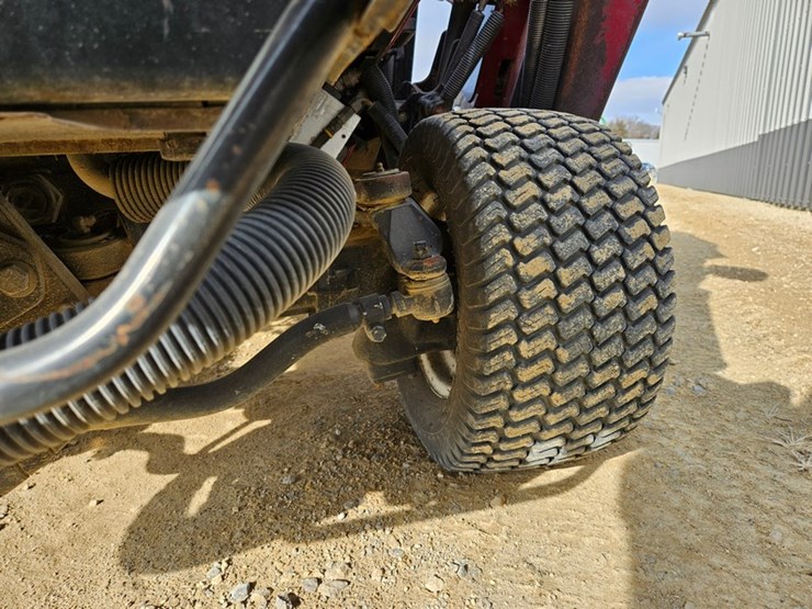 toro-groundsmaster-4000d-image-10